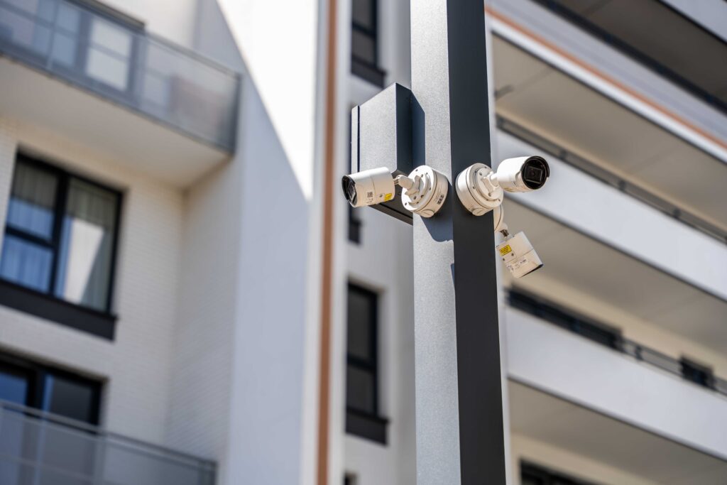 24/7 live surveillance monitoring for multi-family apartment security buildings